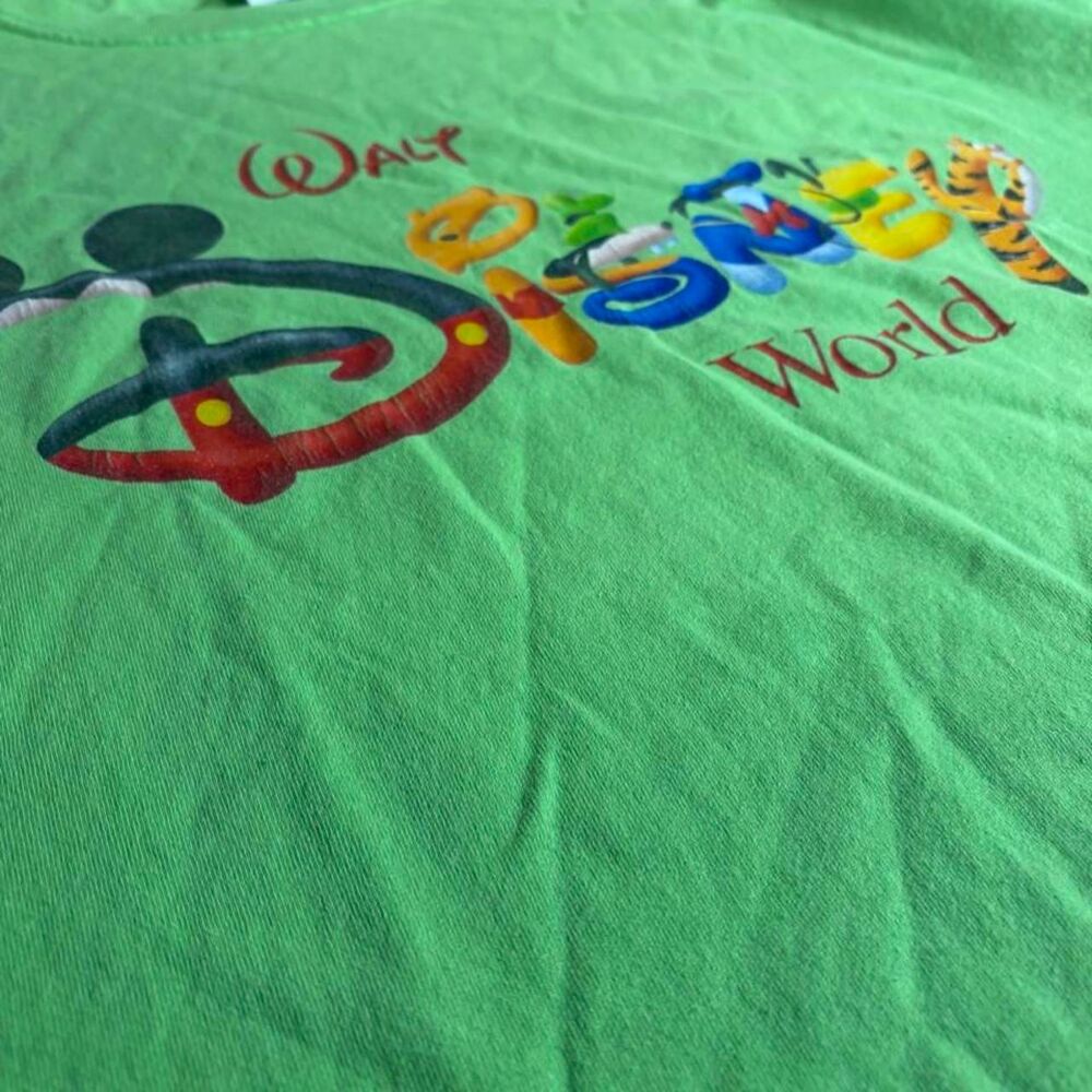 Disney Men's Green T-shirt